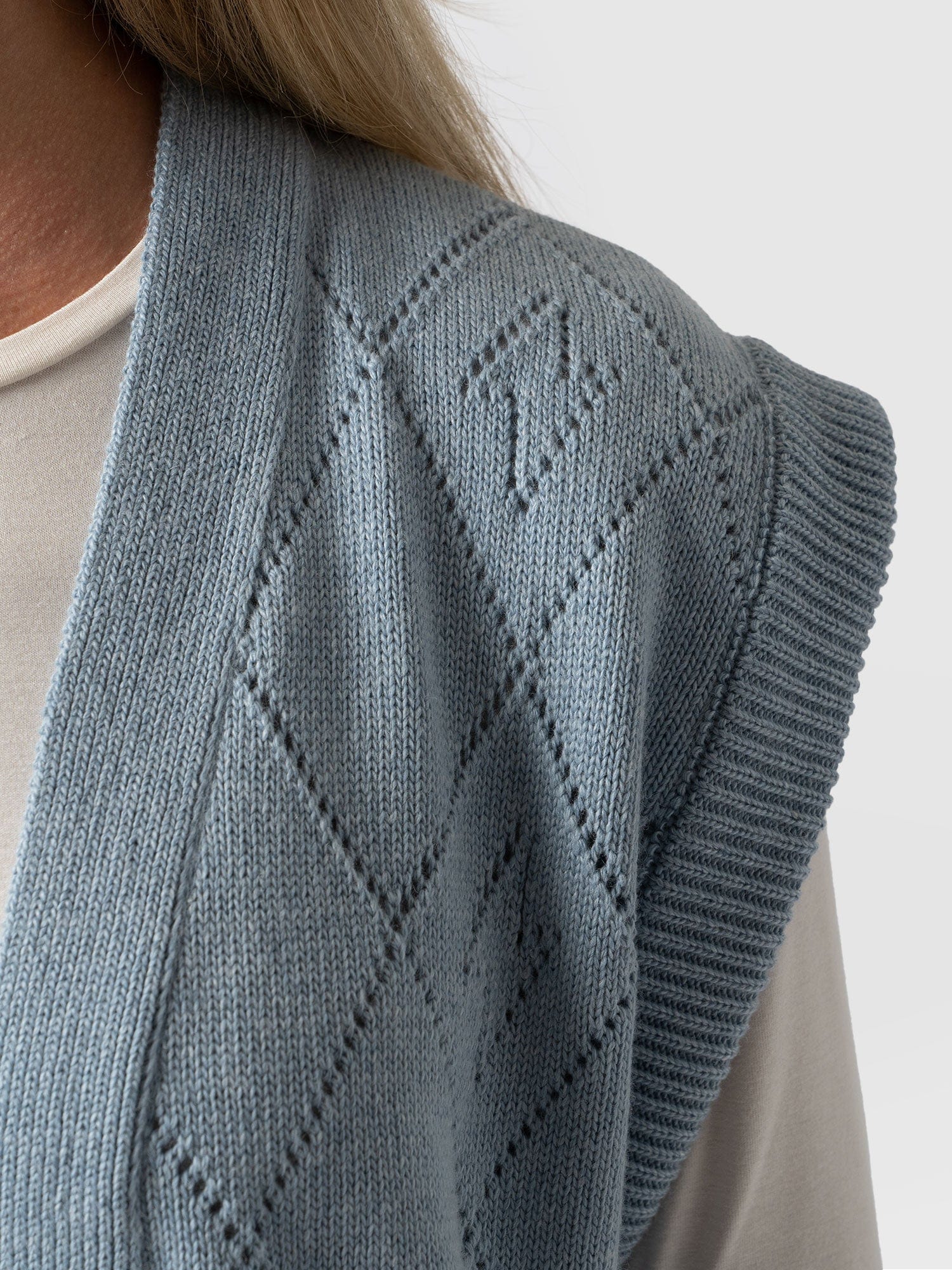 Electra Vest Pale Blue - Women's Vests | Saint + Sofia® UK